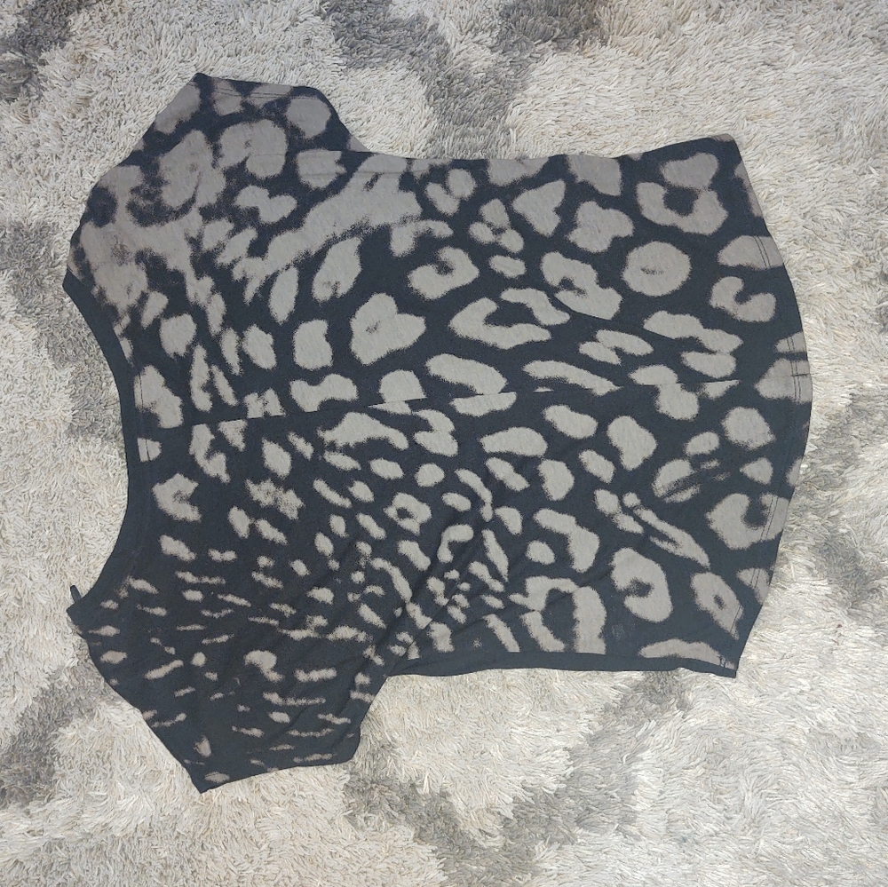 Express Leopard Top - Picture 3 of 5
